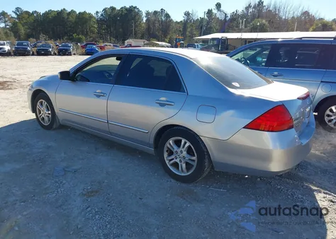 2007 Honda Accord 2.4 Ex из США, поврежденный, VIN 1HGCM56767A001470